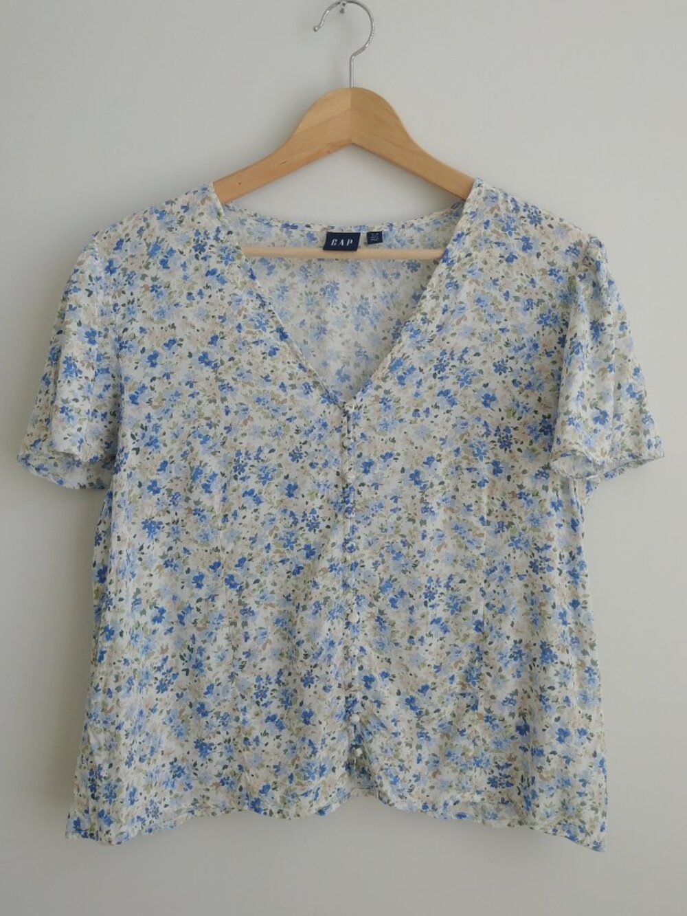 Gap Women's XL Tall button front flutter sleeve blouse top blue white floral